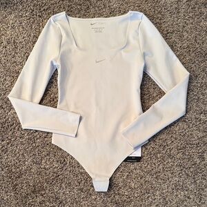 Nike Form Ivory Long Sleeve Bodysuit